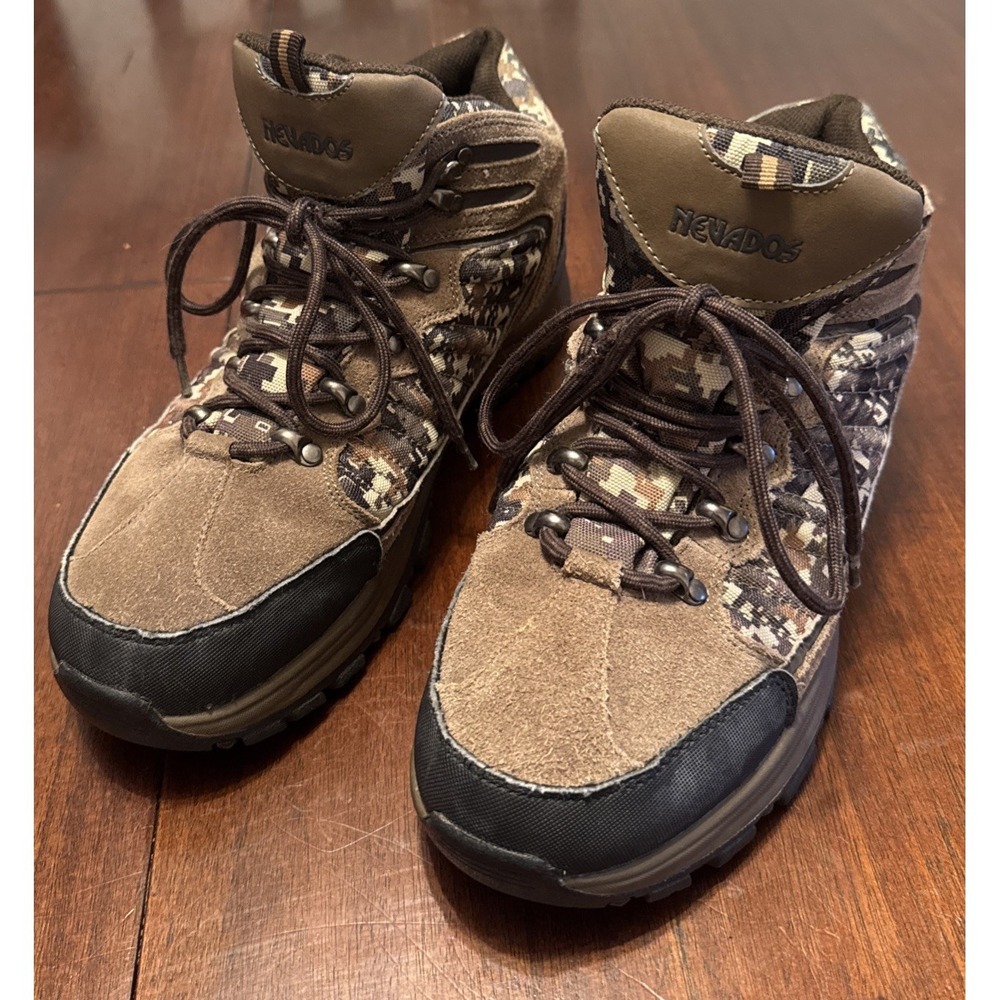 Nevados Tucson WP Mid Hiking Boots Digital Camo Waterproof Men's Size 10.5‎